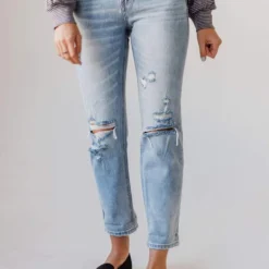 Jeans Mandi Mid Rise Relaxed Skinny Jean Light