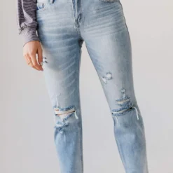 Jeans Mandi Mid Rise Relaxed Skinny Jean Light