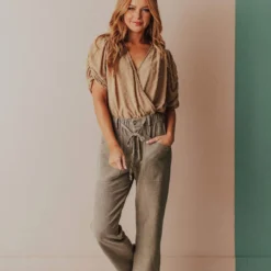 Vendor-unknown Perry Cropped Pants Olive Bottoms