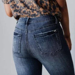 Shayne Distressed Jeans