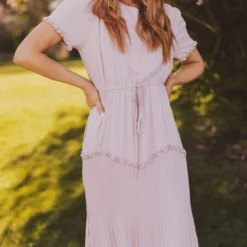 Vendor-unknown Dresses Sylvie Tiered Midi Dress Light Pink