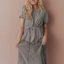 Vendor-unknown Dresses Sylvie Tiered Midi Dress Light Sage