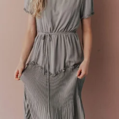 Vendor-unknown Dresses Sylvie Tiered Midi Dress Light Sage