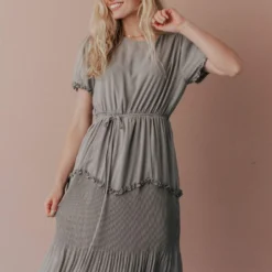 Vendor-unknown Dresses Sylvie Tiered Midi Dress Light Sage