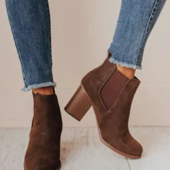 Arden Booties Brown