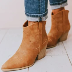 East Lion Shoes Beth Western Bootie Camel