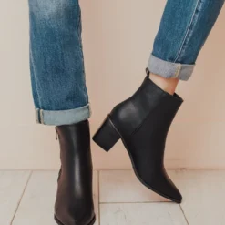 Cindy Zipper Booties Black Shoes
