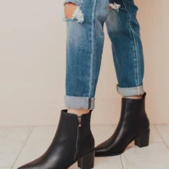 Cindy Zipper Booties Black Shoes
