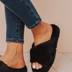 Sandal Cari X Band Slippers Black