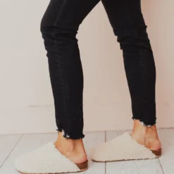 Desmond Slippers Beige