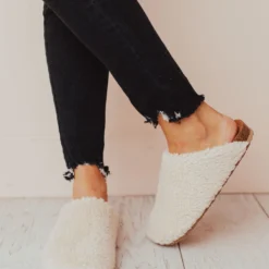 Desmond Slippers Beige