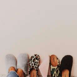 Desmond Slippers Pink Shoes