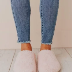 Desmond Slippers Pink Shoes