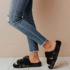 Double Strap Sandals Black