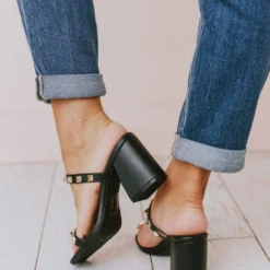 Sandal Evanna Studded Heel Black