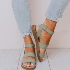 Fortune Dynamic Clover Buckled Sandals Sage