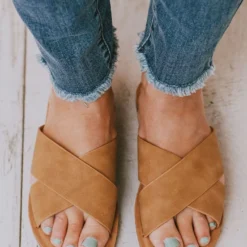 Shoes Corben Criss Cross Sandals Coffee