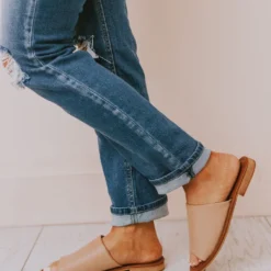 Elio Slip On Sandals Blush