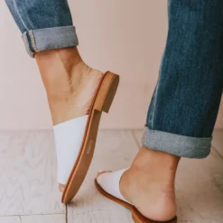 Elio Slip On Sandals White