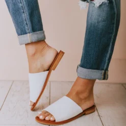 Elio Slip On Sandals White