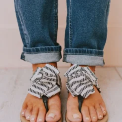 Shoes Elowen Bow Sandals Black/Beige