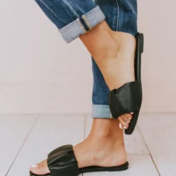 Shoes Flora Ruched Sandal Black