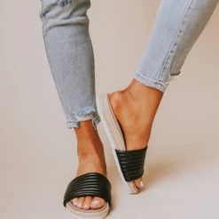 Shoes Hachi One Band Sandal Black