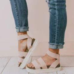 Halsey Platform Sandal Nude