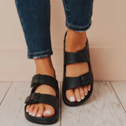 Lennie Buckled Sandals Black Shoes