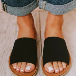 Shoes Leora Slip On Sandals Black