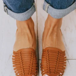 Shoes Mariposa Strappy Sandal Cognac