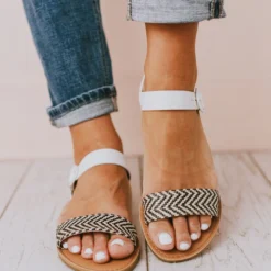 East Lion Reuben Sandals Black/Ivory