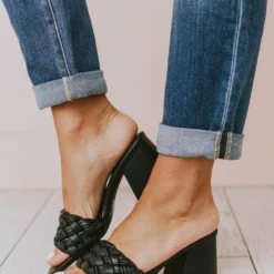 Sandal Shoes Vinnie Braided Heel Black