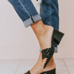 Sandal Shoes Vinnie Braided Heel Black