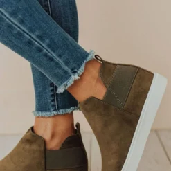 Shoes Diana Wedge Sneakers Olive
