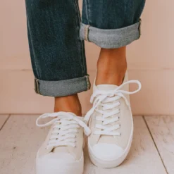 Fortune Dynamic Finlo Lace Up Sneakers Beige Shoes