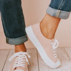 Fortune Dynamic Shoes Finlo Lace Up Sneakers Pink