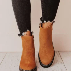 Lucy Avenue Wylde Bootie Camel