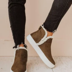 Booties Shoes Wilford Sherpa Sneakers Olive
