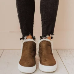 Booties Shoes Wilford Sherpa Sneakers Olive