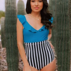 Lucy Avenue Tulum Ruffle Top Lagoon