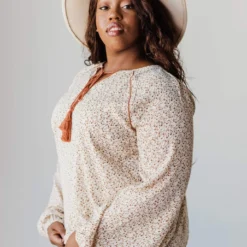 Vendor-unknown Plus Size EXCLUSIVE! Jacqueline Floral Top With Tassels