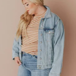Vendor-unknown Plus Size EXCLUSIVE! Shirley Denim Jacket With Leopard Lined Pockets Tops 18 Vendor-unknown Plus Size EXCLUSIVE! Shirley Denim Jacket With Leopard Lined Pockets Tops