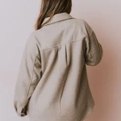 Lucy Avenue Tops Charlotte Fleece Shacket Oatmeal
