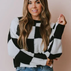 Lucy Avenue Tops Eleanor Checkered Print Sweater Black/White