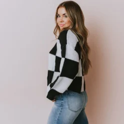 Lucy Avenue Tops Eleanor Checkered Print Sweater Black/White