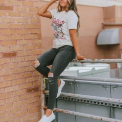 Vendor-unknown Tops Malibu Beach Club Tee Ivory